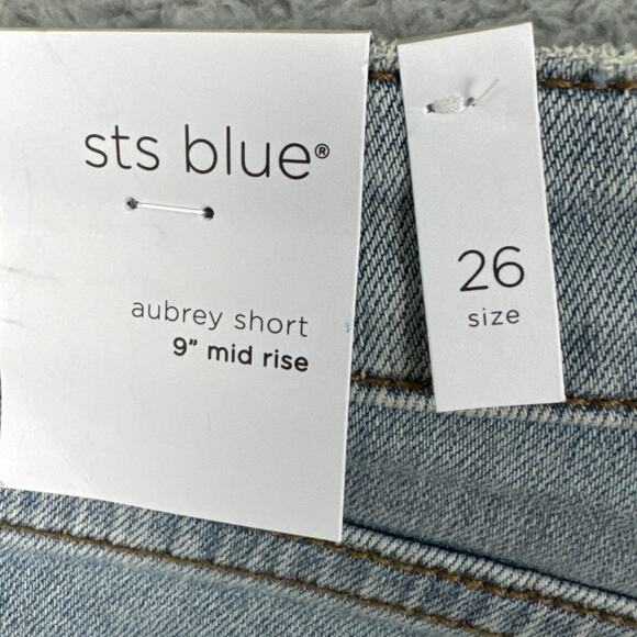 STS Blue Women’s Aubrey Mid Rise Denim Shorts Light Wash Distressed Size 26 NWT - Picture 6 of 9